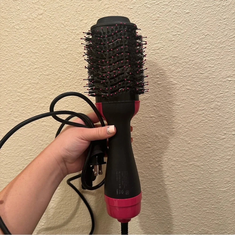 One Step Hair Dryer Volumizer Hot Air Hair Dryer Brush